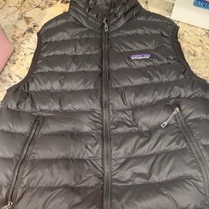 Sleeveless Black Jacket Patagonia